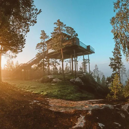 Pa Sorlandet, Med Utendors Jaquzzi. Villa Iveland